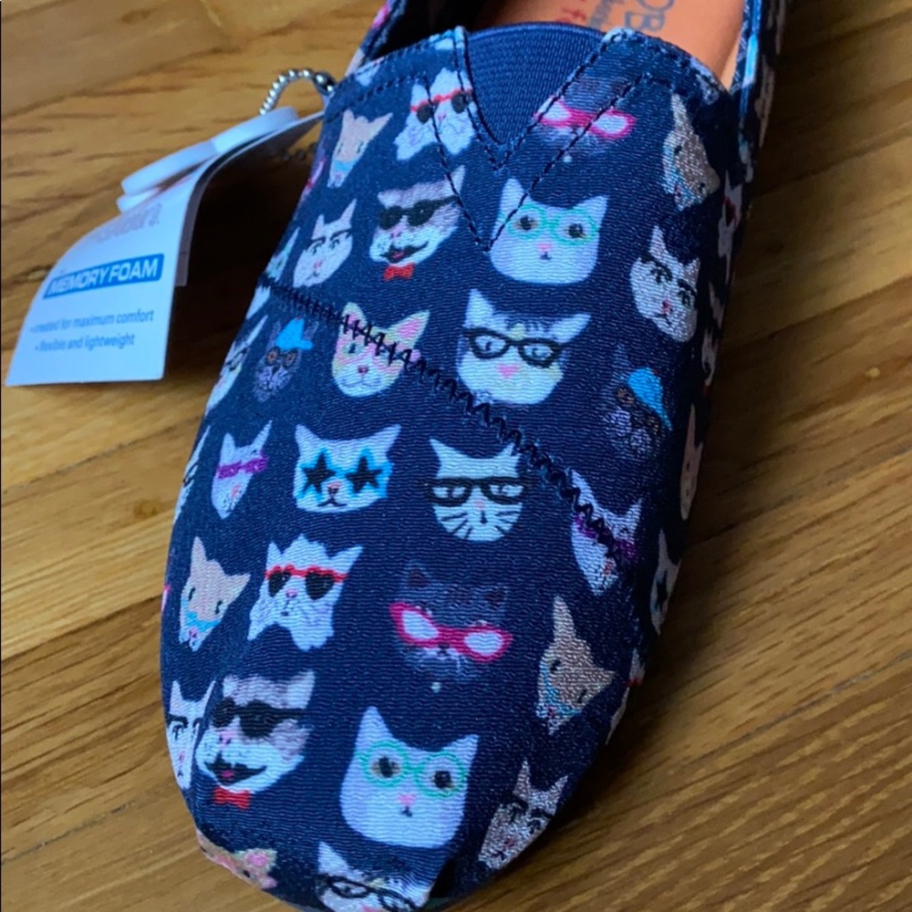 Navy Cat Bobs